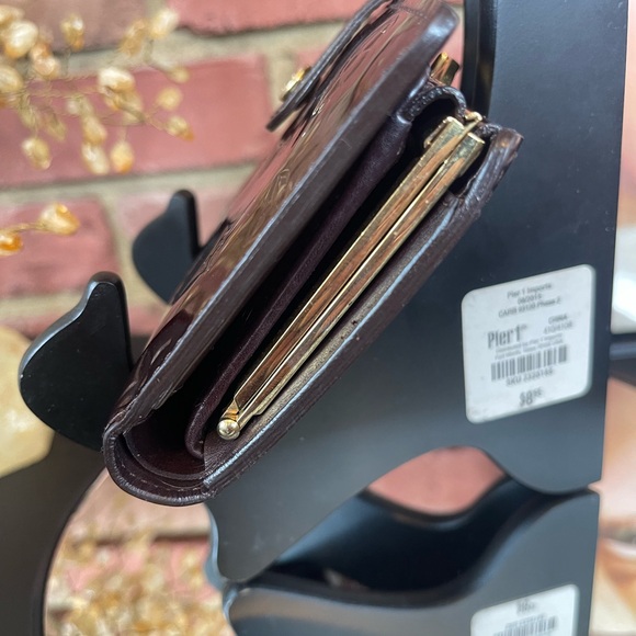 🔥Authentic 🔥Louis 🔥Vuitton 🔥Violette Monogram Vernis French Purse Wallet🔥 - Picture 5 of 11